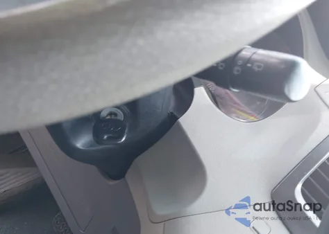 2011 Toyota Sienna Le V6 from USA, damaged, VIN 5TDKK3DC0BS004624